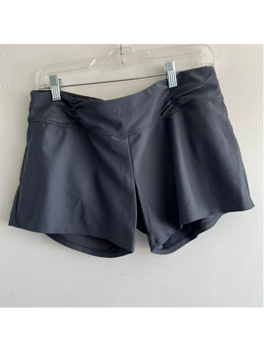 Athleta athletic women gray shorts in a medium size